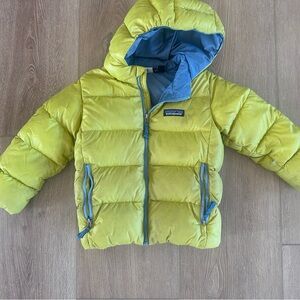 Patagonia Kids Yellow and Blue Jacket